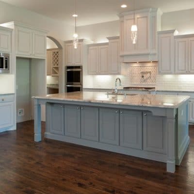 Custom Kitchen Cabinets