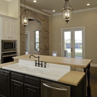 Custom Kitchen Cabinets