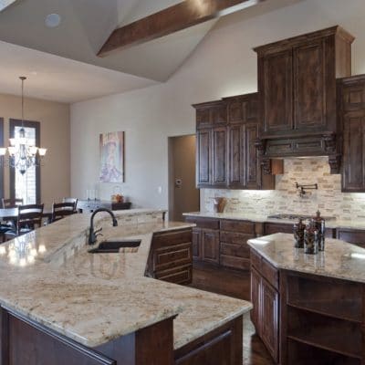 Custom Kitchen Cabinets