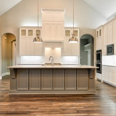 Custom Kitchen Cabinets