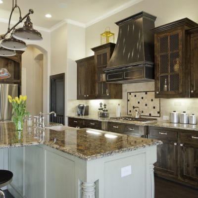 Custom Kitchen Cabinets