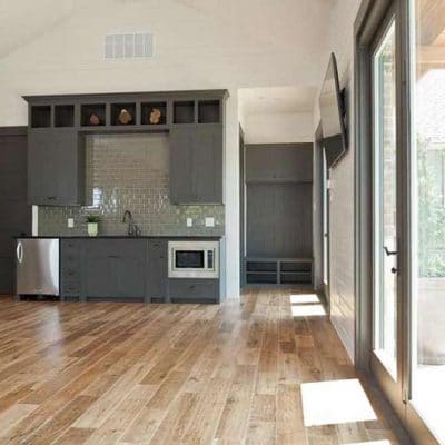 Custom Kitchen Cabinets